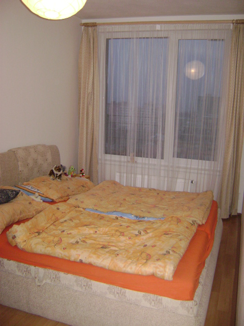 9 Ložnice